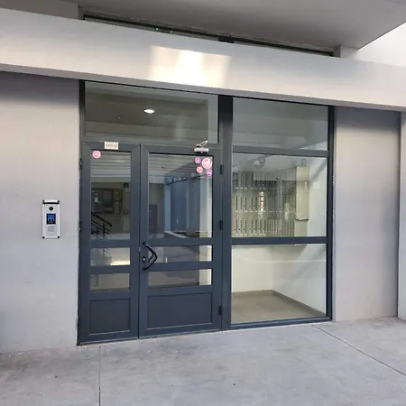 Stan Na Dan Zabjelo1 Apartamento *